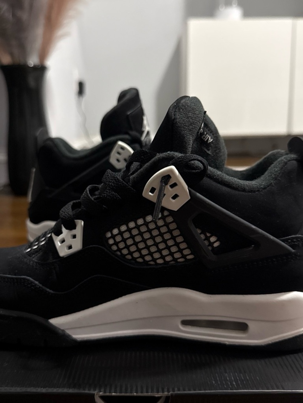 Jordan Kids Black and White Retro 4 Low-Top Sneakers